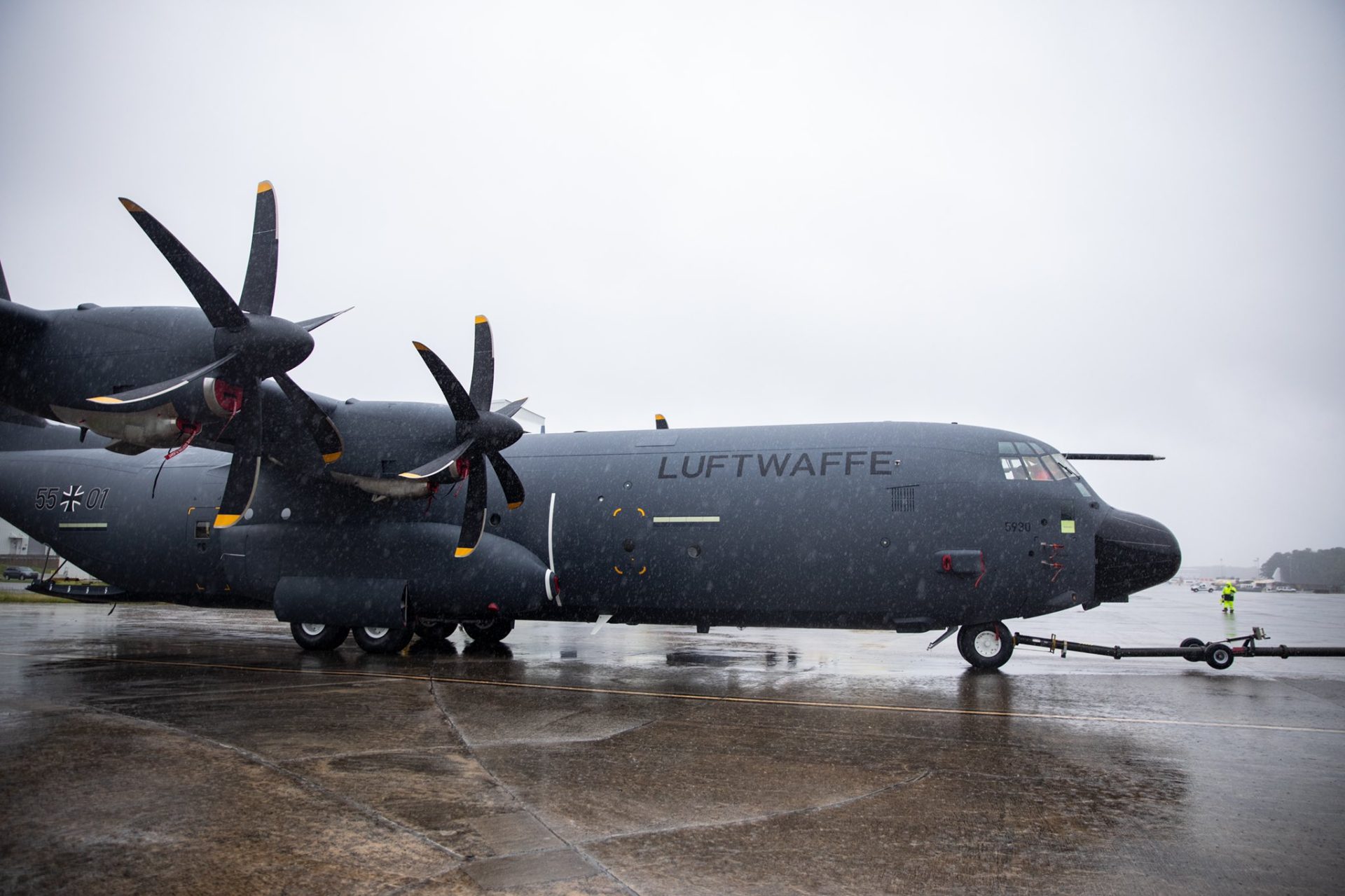 Erste C 130J in der Lackierung der Luftwaffe Foto Lockheed Martin