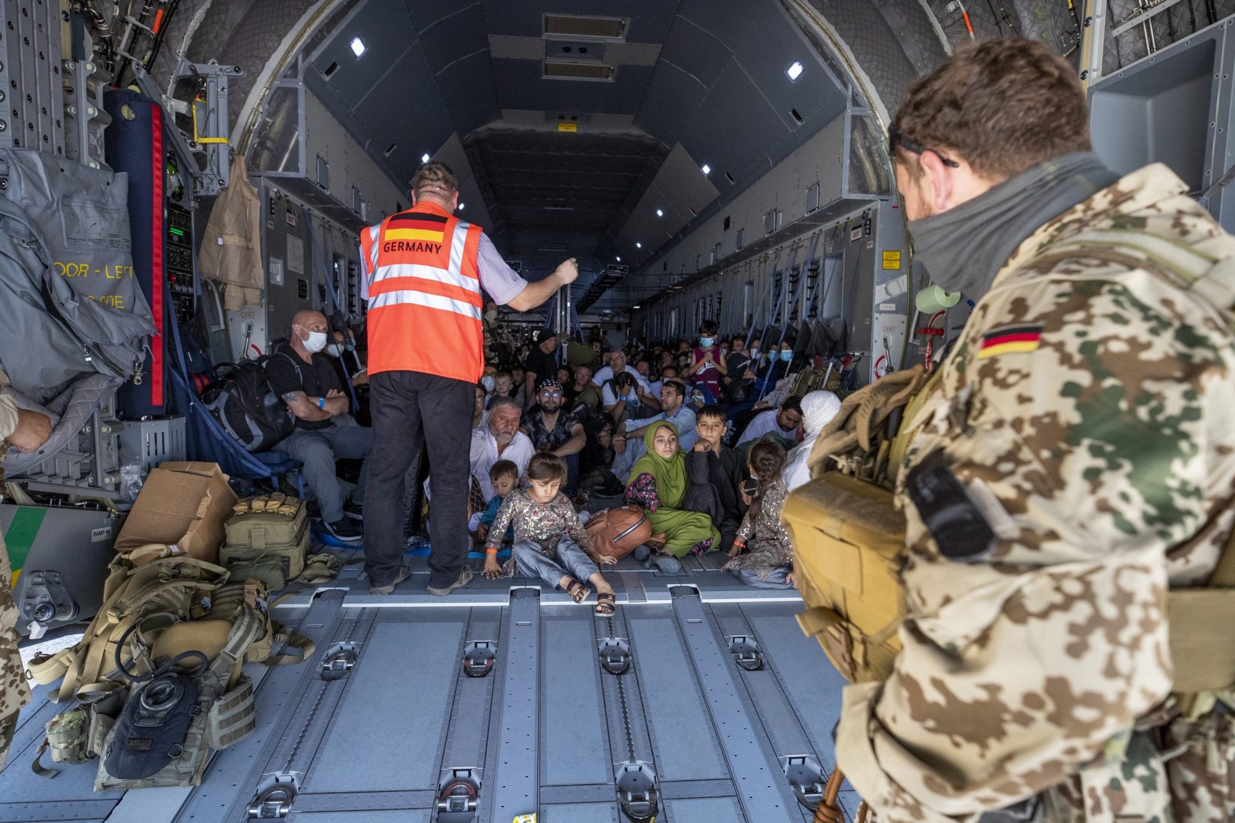 Militaerische Evakuierung in Afghanistan Zusammenfassung 3. Tag Foto Bundeswehr Marc Tessensohn scaled e1629295715426