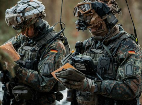 D LBO Entscheidung beim UHF Soldatenfunk gefallen Foto Bundeswehr Maximilian Schul e1647242541207 1