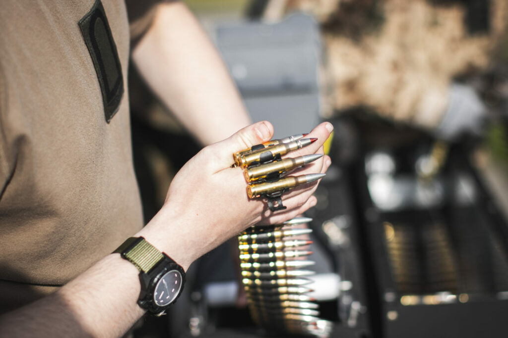 Ausnahme des Verteidigungshaushalts von Schuldenbremse beschlossen 2 Reichlich Munition für den Verteidigungshaushalt.