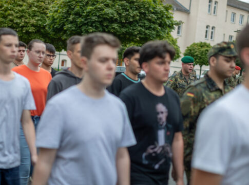 Das Bundesverteidigungsministerium hat die Standorte der Zentren für die künftige flächendeckende Musterung für den Wehrdienst festgelegt.