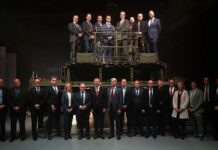 Übergabezeremonie für das erste M3-System für Schweden.