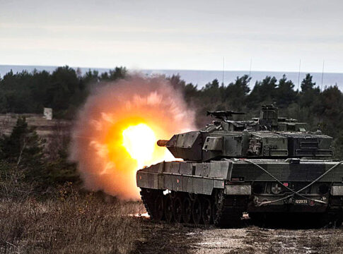 Schweden: 2026 weitere 2,4 Milliarden Euro für Verteidigung 10 Schweden plant unter anderem, 110 Stridsvagn 122 bis 2030 zum Stridsvagn 123A zu modernisieren.