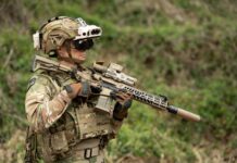 US-Infanterist mit Datenbrille IVAS und Gewehr M7 von SIG Sauer.