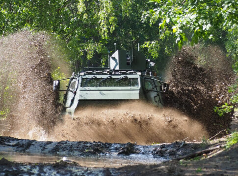 Das Patria 6x6 CAVS.