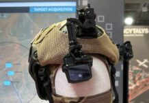 Das Head-up-Display Thea auf der Eurosatory 2024.