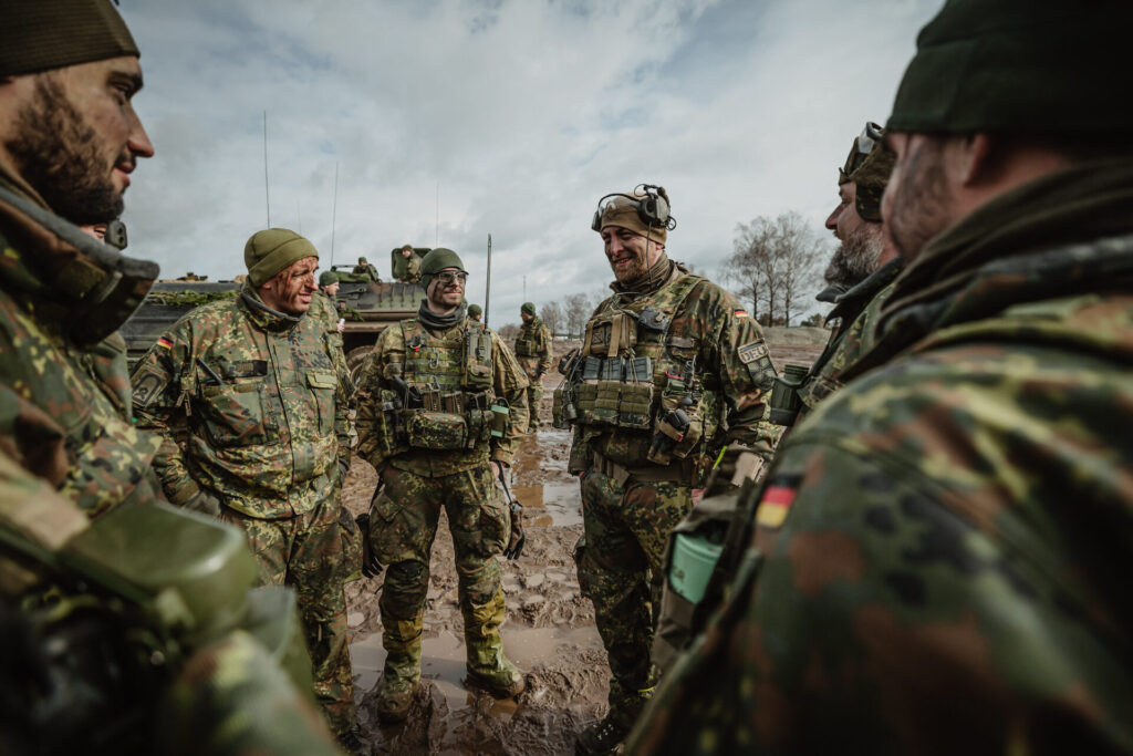 Heer übernimmt Kommando im Kosovo und in Litauen 2 Soldaten des Deutschen Heeres während der Übung Griffin Lightning 2023 in Litauen.