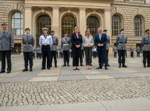 Archivbild vom Gelöbnis in Berlin 2024.