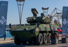 Patria XP 8x8, ausgestattet mit dem Mangart 30-Turm bei der Flugabwehr-Übung Stit 25.