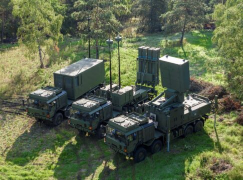 Dänemark und Schweden wollen das System IRIS-T SLM für die Luftverteidigung beschaffen.