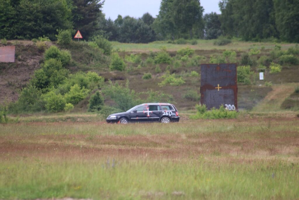 Fahrzeugziel vor Beschuss mit SSW 40. (Foto: MRV/Lindhorst)