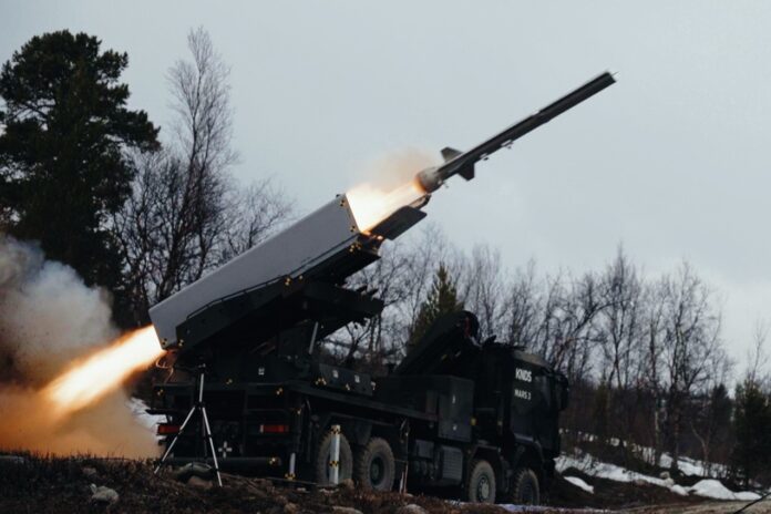 EuroPULS beim Verschuss einer Naval Strike Missile in Norwegen.