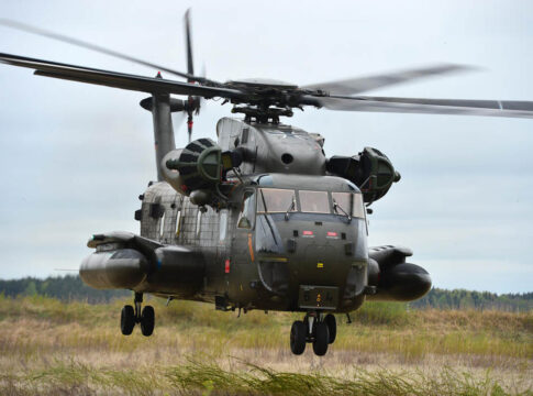 Ungeplante Außenlandung einer CH-53 bei Nettersheim 12 CH-53G (Foto © Bundeswehr/Carl Schulze )