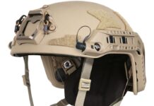 Der Ops-Core FAST SF-Helm von Gentex mit Railink-System.