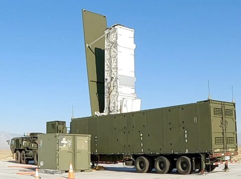 Flugkörpersystem Typhon: U.S. Army sucht bereits nach Ersatz 13 Das Typhon-System der U.S. Army kann bereits verschiedene Lenkwaffentypen verschießen.