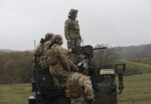 Bitte ein Ziel: Green Berets der 10th Special Forces Group (Airborne) beim Training auf dem Truppenübungsplatz Baumholder.