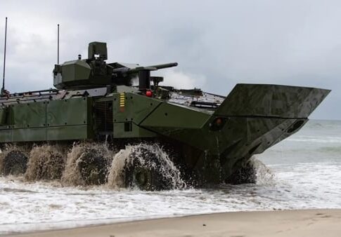 USMC: Serienauftrag für Turm von ACV-30 Amphibienfahrzeug 20 Das ACV-30 des USMC mit MCT-30-Turm.