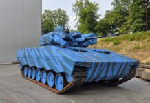 Auf der DSEI in London zeigt FFG den Flugabwehrpanzer Condor auf modernisiertem Fahrgestell Leopard 1.