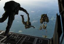 Die 22nd Special Tactics Squadron der USAF, hier beim Übungsabsprung aus einer MC-130H Combat Talon II, untersteht künftig dem 492nd Power Projection Wing.