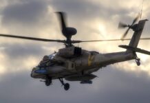 Ein israelischer AH-64D, lokale Versionsbezeichnung Saraf.