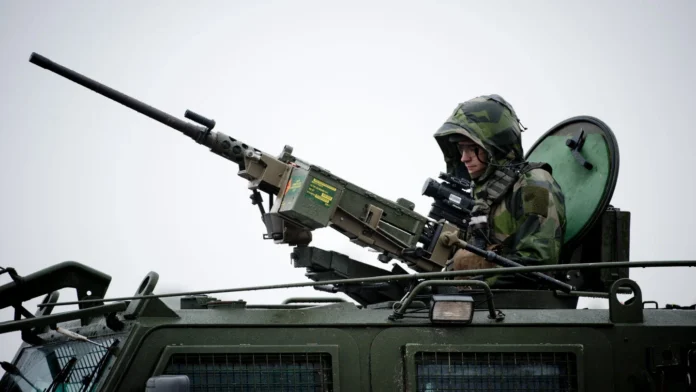 Das schwere Maschinengewehr M2 von FN Herstal unter der Bezeichnung Ksp 88 im schwedischen Dienst.