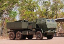 Ein australisches HIMARS-Starterfahrzeug ohne Raketenbehälter.