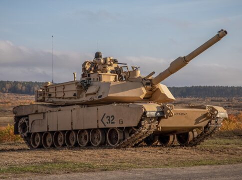 Der M1E3 soll schlanker und effizienter werden als die jetzige Version M1A2 SEPv3 des Abrams.
