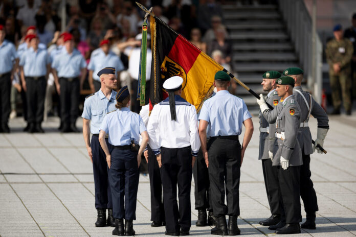 Zum Gesetzgebungsverfahren für den Neuen Wehrdienst fand jetzt eine Expertenanhörung im Bundestag statt.