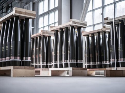 Beispielbild für die Produktion von 155-mm-Artilleriemunition in der Ukraine.