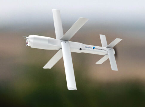 Rheinmetall liefert HERO Loitering Munition für einen dreistelligen Millionen-Euro-Betrag an einen NATO-Kunden.
