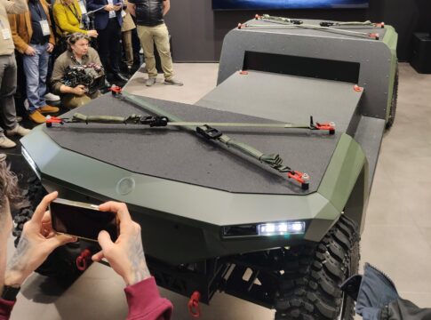 Das Mandrill UGV bei der Enthüllung am Stand von Quantum-Systems auf der Enforce Tac.