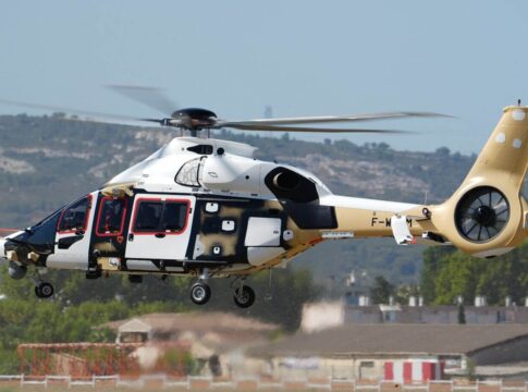 Airbus H160M Guepard -Prototyp absolviert 72 Flugstunden 18 Der H160M-Prototyp bei Testflügen.