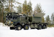 Rheinmetall Nordic präsentierte das Mörsersystem Ragnarok auf HX-Lkw im scharfen Schuss.