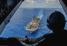 Die USS Boxer, hier 2024 vor den Philippinen, soll mit der 11th Marine Expeditionary Unit nun ebenfalls in den Nahen Osten verlegen.