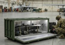 Zarges zeigt auf der Xponential Europe 2026 in Düsseldorf unter anderem Raketen-Transportbehälter.