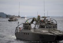 Amphibische Streitkräfte während der Übung Aurora 17, damals noch ein rein schwedisches Manöver.
