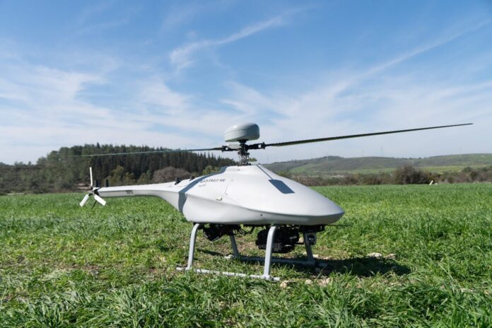 Das Steadicopter Black Eagle 50E-Drehflügler-UAV-System kann unterschiedlichste Nutzlasten aufnehmen und soll in Zukunft mehr und besser auf die Bedürfnisse der US-Regierung und des US-Verteidigungsministeriums angepasst werden.