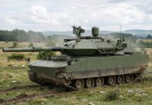 Der mittlere Kampfpanzer Karpat verbindet das Fahrgestell der Kaplan-Familie mit dem Hitfact MkII 120-mm-Turm.