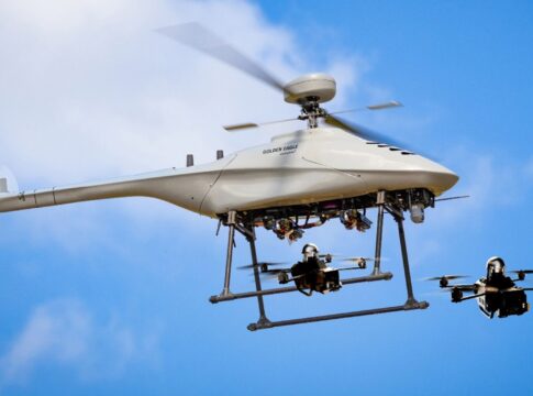 Das UAV Golden Eagle kann kleinere Drohnen transportieren, aussetzen und als Kommandozentrale dienen.