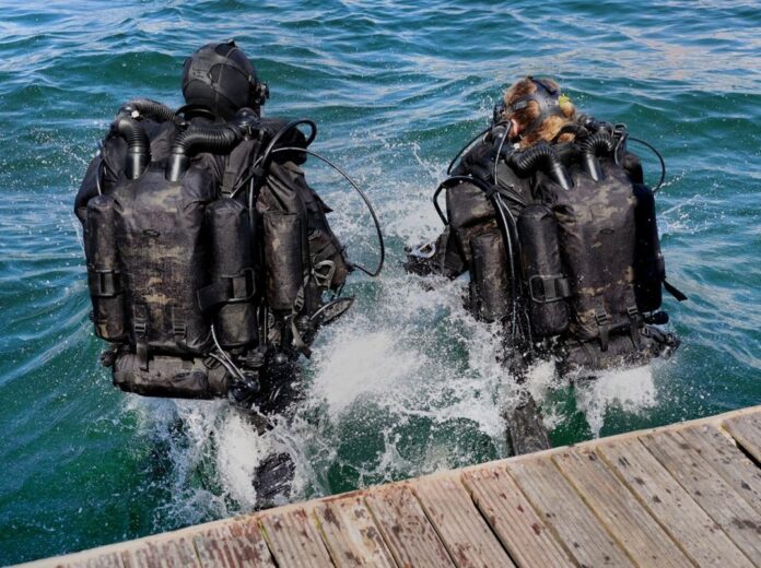 Der Stealth Multi-Role (SMR)-Rebreather der nächsten Generation während einiger Tests.