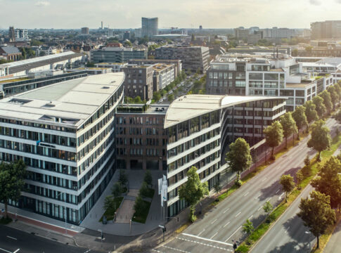 Rheinmetall und Telekom kooperieren bei Drohnen-Schutzschild 9 Rheinmetall, hier der Sitz der Holding, und die Telekom wollen gemeinsam einen Abwehrschirm gegen Drohnen entwickeln.