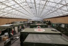 Das Einsatzlazarett bei Vigorous Warrior 2026 wurde in den Hafen von Talinn in Estland verlegt, aufgebaut und betrieben.