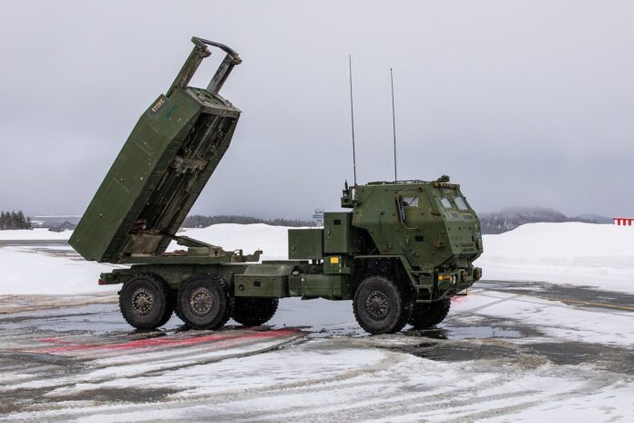 Kanada hat 26 Raketenartilleriesysteme M142 HIMARS bestellt, hier ein amerikanisches Werferfahrzeug bei einer Übung in Norwegen.