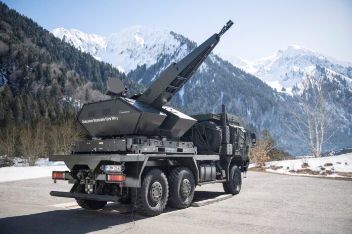 Rheinmetall liefert vier Flugabwehrsysteme Skynex an einen internationalen Neukunden.